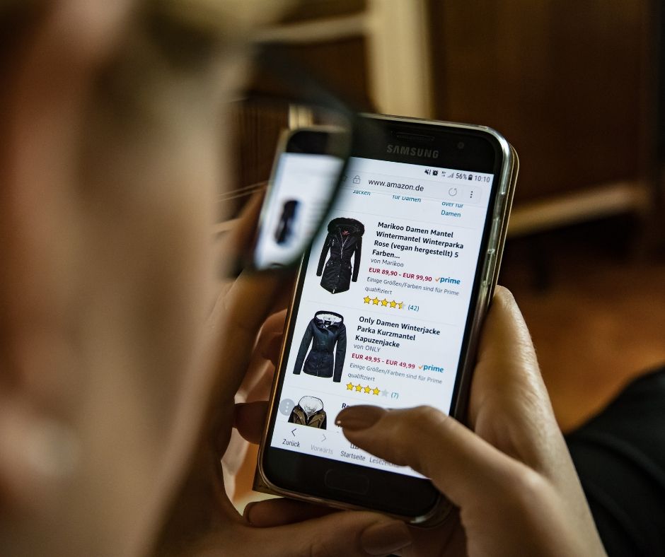 Courier Delivery can aid small online businesses