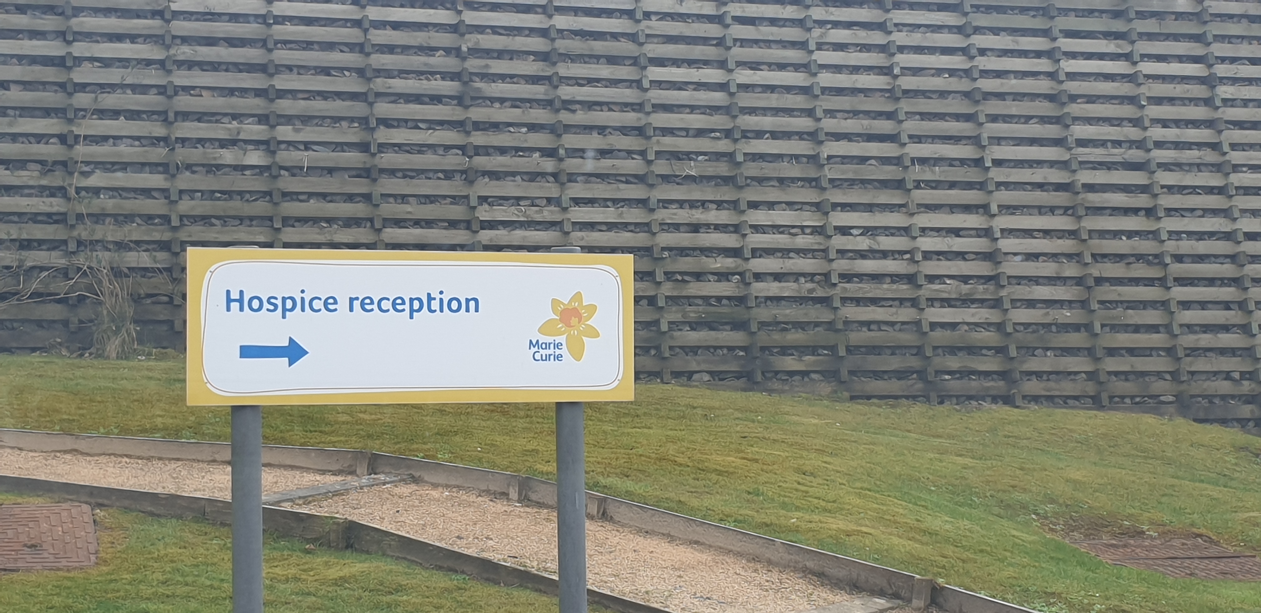 Eagle Couriers in Scotland works with Marie Curie Hospice